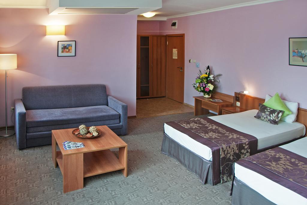 Hotel Real Пловдив Номер фото